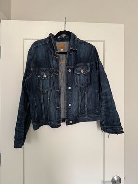 American Eagle distressed denim jacket